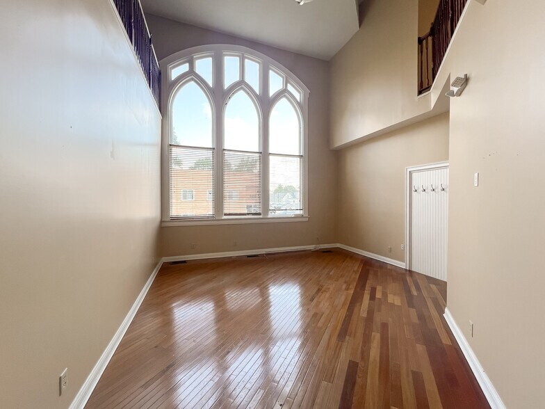 More Photos Of 420 W Loveland Ave, Loveland Office Residential For Sale