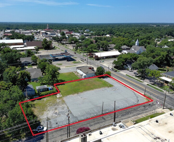 Primary Photo Of 920 N Center St, Bonham Land For Sale