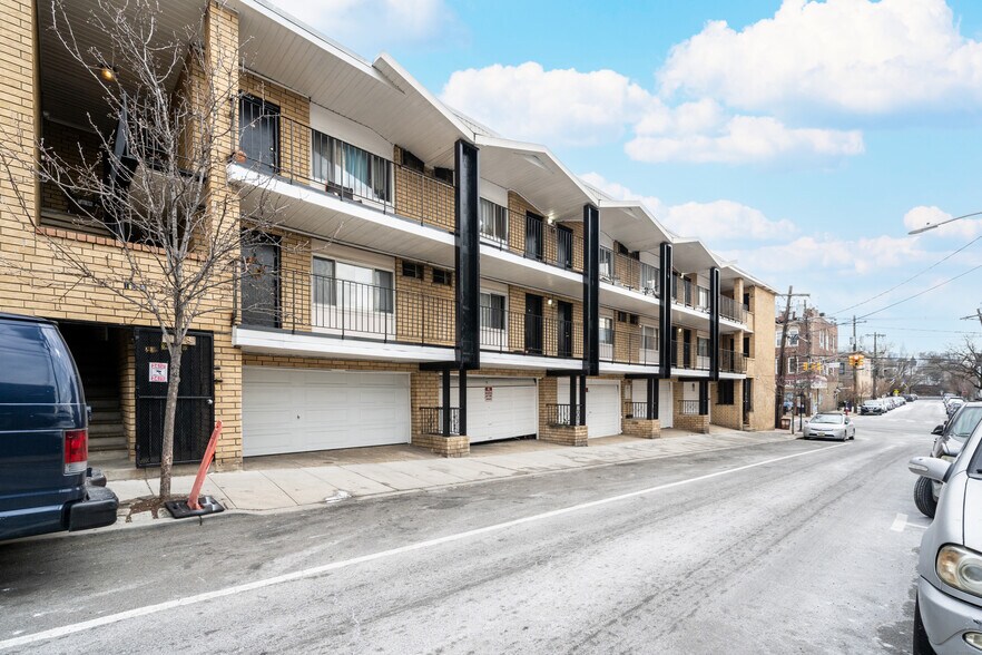 Primary Photo Of 100-108 35th St, Union City Apartments For Sale