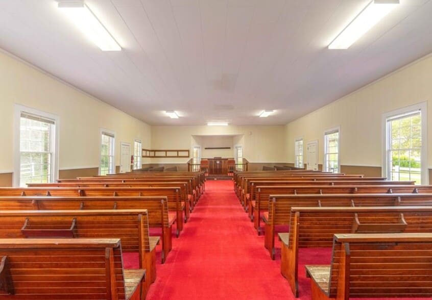 More Photos Of 511 James St, Burlington Religious Facility For Sale