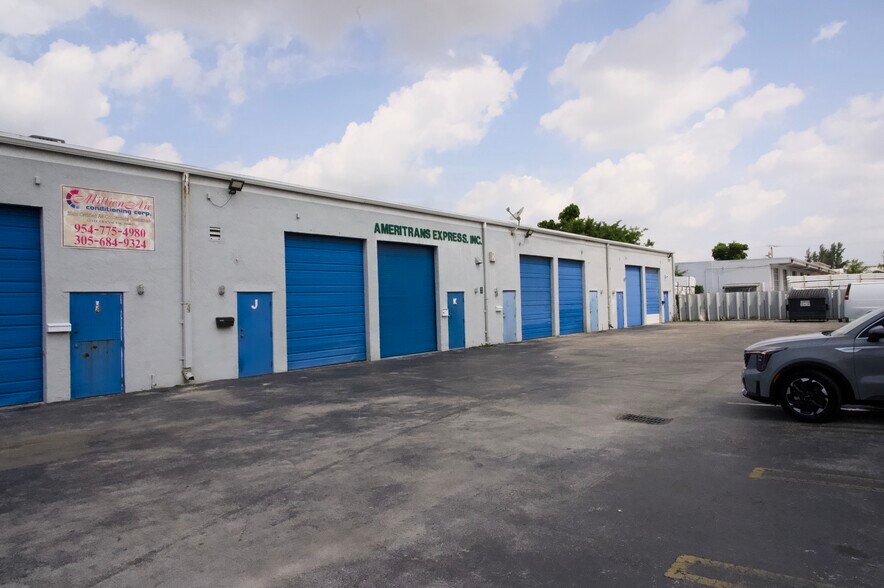 More Photos Of 7215 NW 41st St, Miami Warehouse For Sale