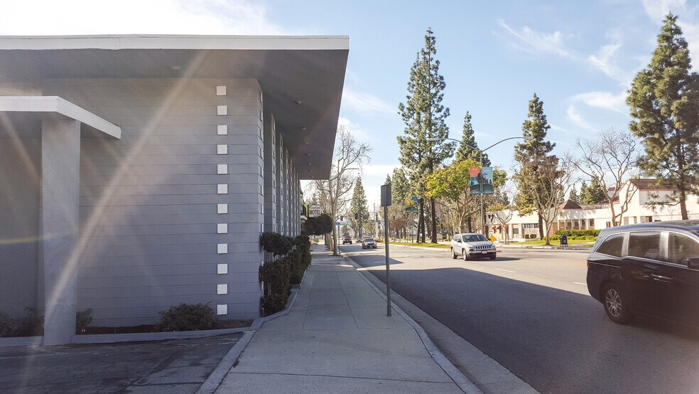 More Photos Of 13135-13141 Central Ave, Chino Office For Lease