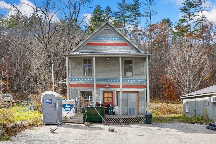 More Photos Of 23 Main St, Wardsboro Convenience Store For Sale