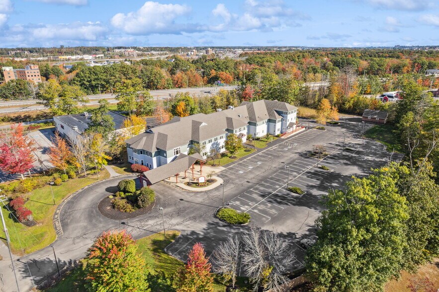 More Photos Of 49 Spring St, Scarborough Medical For Sale