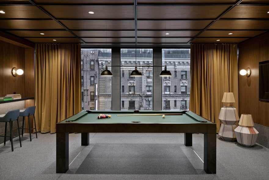More Photos Of 1700 Broadway, New York Office For Lease