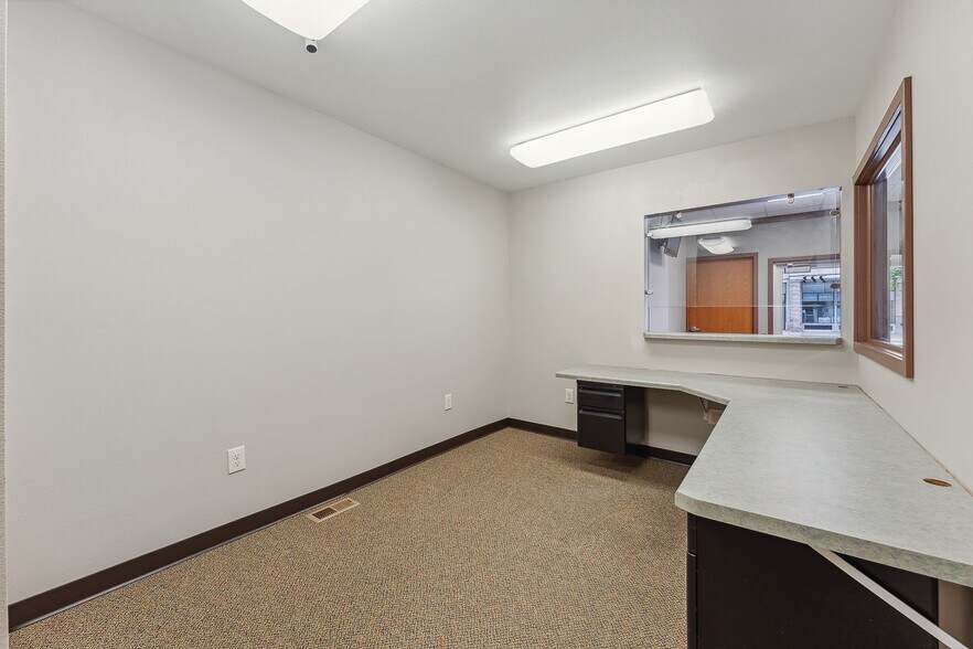 More Photos Of 223 E Main St, Reedsburg Storefront Retail Office For Sale