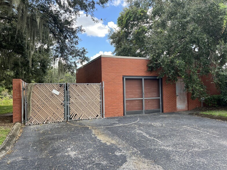 More Photos Of 702 Tillman Pl, Plant City Medical For Sale