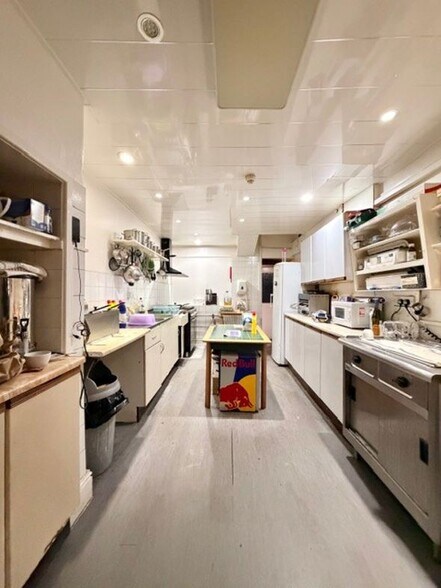 More Photos Of 20-22 Holmfield Rd, Blackpool Hotel For Sale