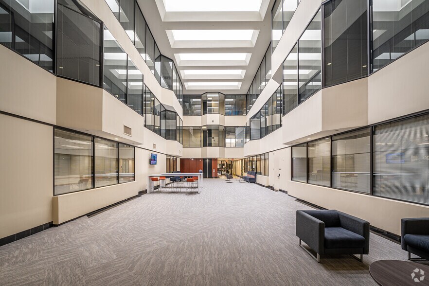 More Photos Of 14701 St. Marys Ln, Houston Unknown For Lease