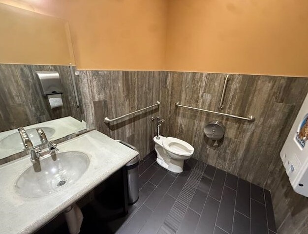 More Photos Of 625-629 Big Horn Ave, Worland Restaurant For Sale