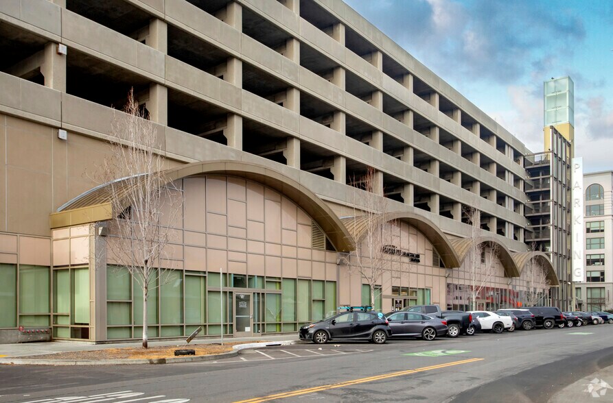 More Photos Of 255 2nd St, Oakland Parking Garage For Lease