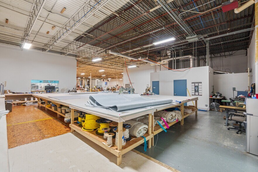 More Photos Of 96 Swampscott Rd, Salem Warehouse For Lease