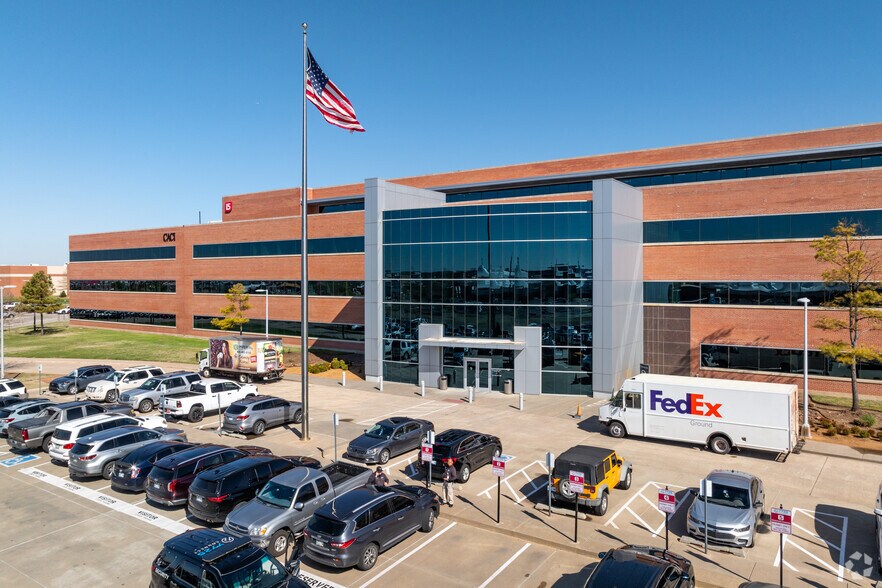 More Photos Of 7725 W Reno Ave, Oklahoma City Office For Lease