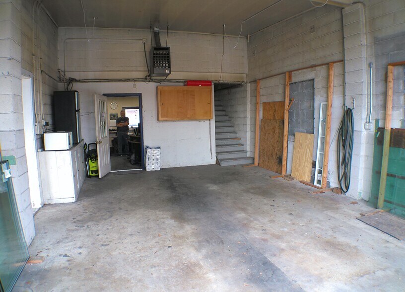More Photos Of 2007-2009 Chamberlayne Ave, Richmond Freestanding For Sale