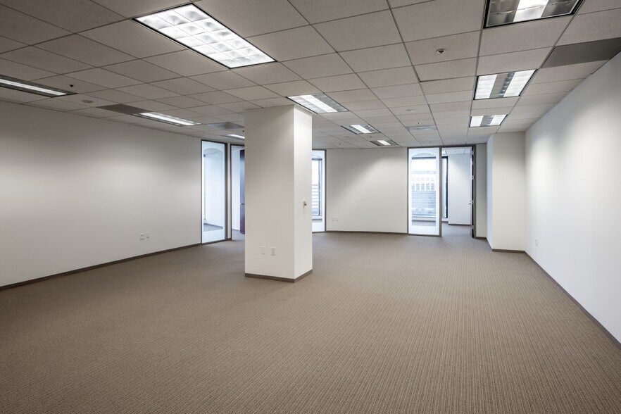 Photo of 11st Floor Ste 1120