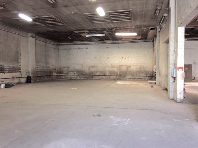 More Photos Of 94 Walton St, Brooklyn Warehouse For Lease