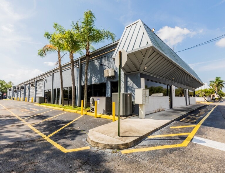 More Photos Of 10130-10188 NW 47th St, Sunrise Light Manufacturing For Sale