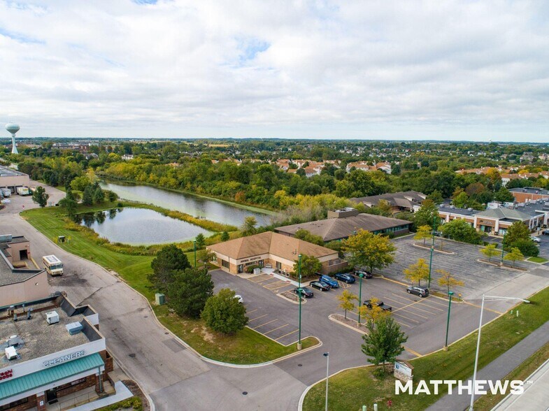 More Photos Of 2565 Algonquin Rd, Algonquin Veterinarian Kennel For Sale