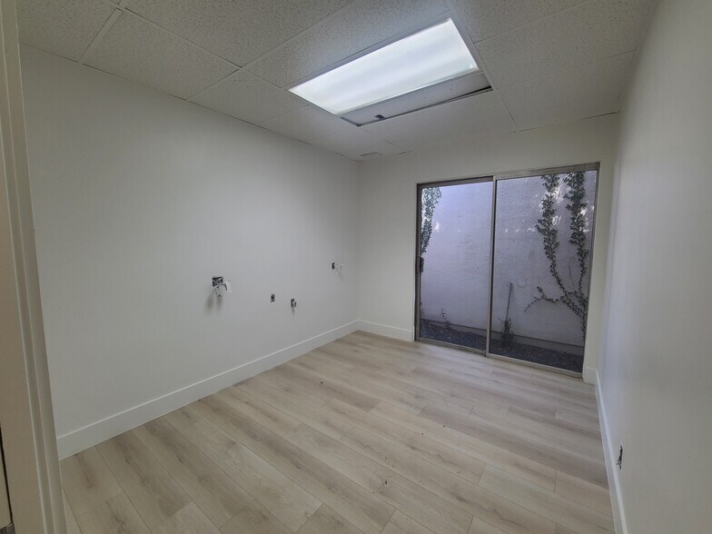 More Photos Of 231 N Indian Hill Blvd, Claremont Medical For Lease