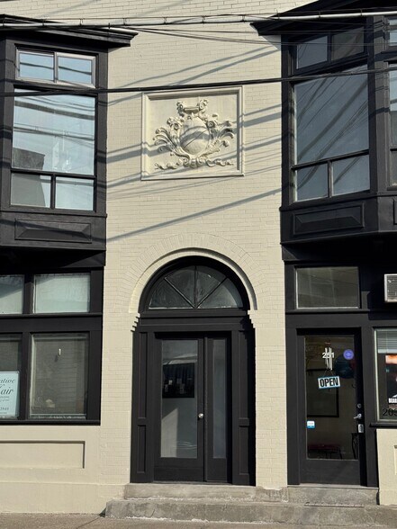 More Photos Of 251 Mill St, Greenwich Apartments For Sale