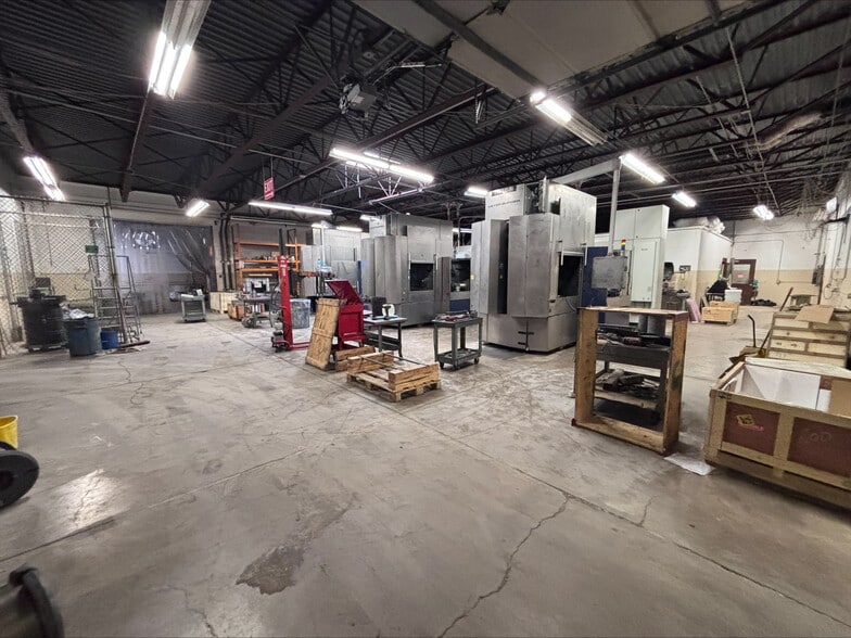 More Photos Of 1335 Emerson St, Rochester Manufacturing For Lease