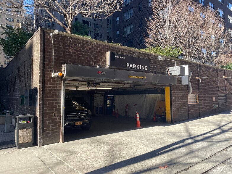 More Photos Of 400 E 54th St, New York Apartments For Sale