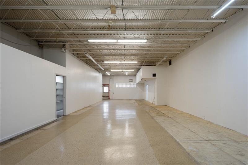 More Photos Of 6027 National Pike, Grindstone Freestanding For Sale