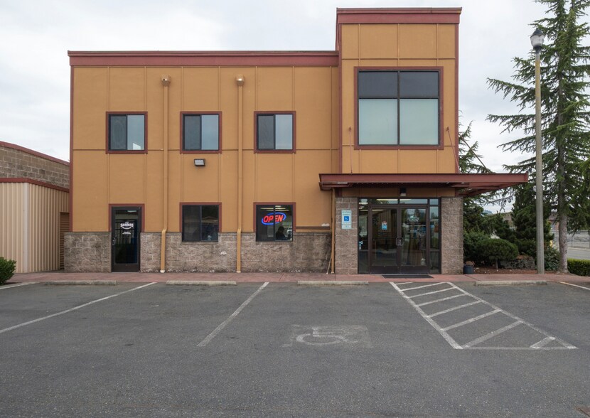 More Photos Of 2035 Commerce St, Enumclaw Self Storage For Sale