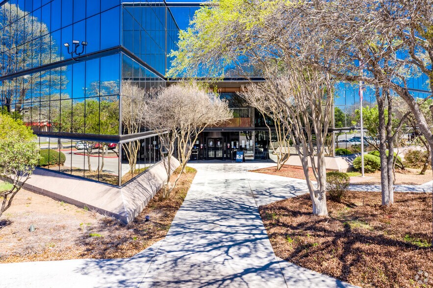 More Photos Of 4615 Walzem Rd, San Antonio Office For Lease