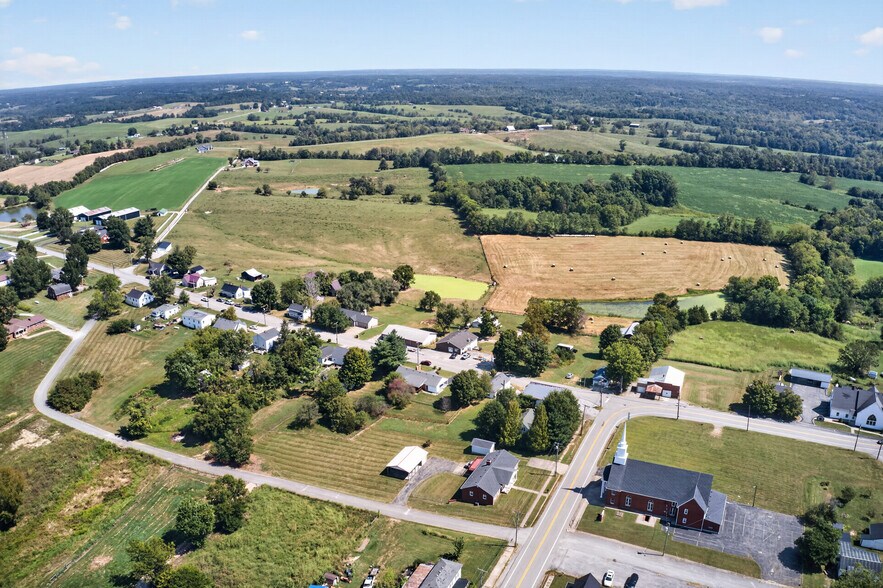 More Photos Of 43 Highway 433, Mackville Flex For Sale