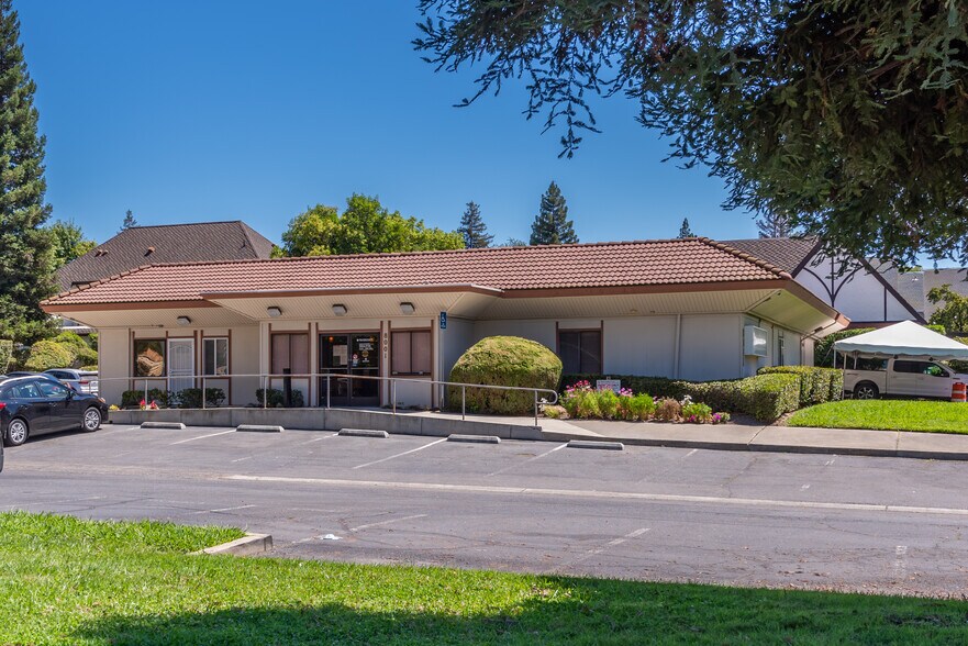 More Photos Of 8001 Madison Ave, Citrus Heights Medical For Sale