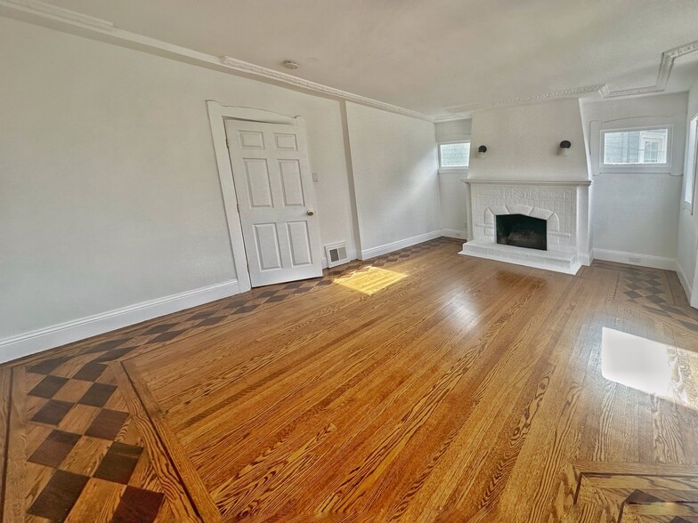 More Photos Of 108 Naglee Ave, San Francisco Apartments For Sale