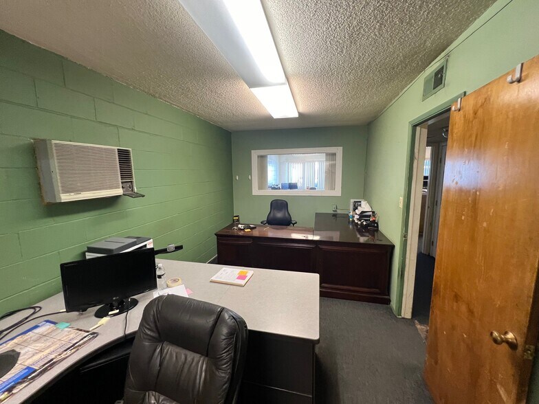 More Photos Of 358 Trousdale Dr, Chula Vista Land For Lease