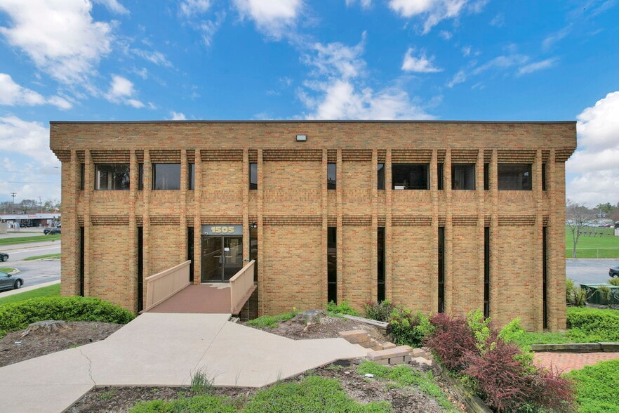 More Photos Of 1505 Bethel Rd, Columbus Unknown For Lease