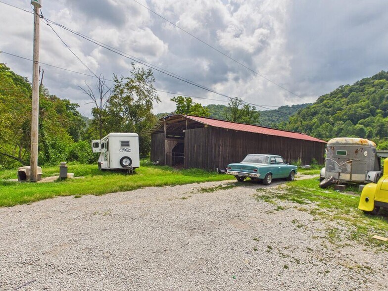 Primary Photo Of 8031 Ky Route 122, Minnie Warehouse For Sale