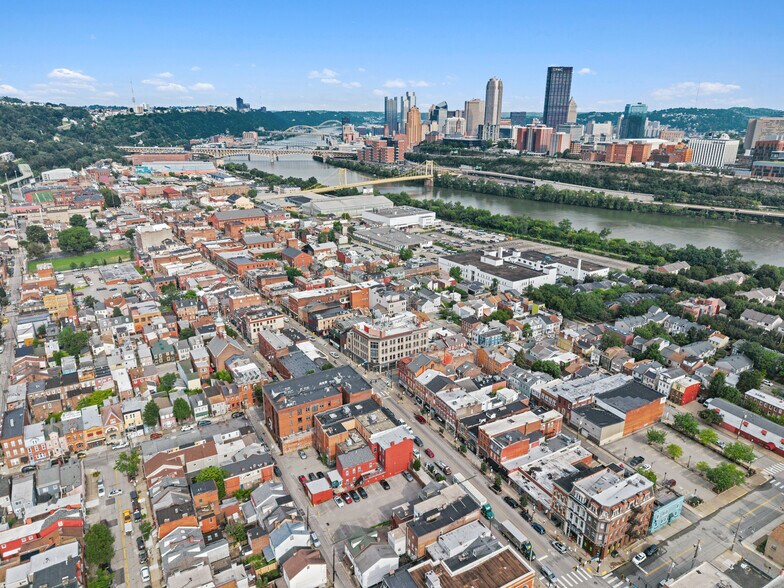 More Photos Of 1710-1712 E Carson St, Pittsburgh Office For Lease