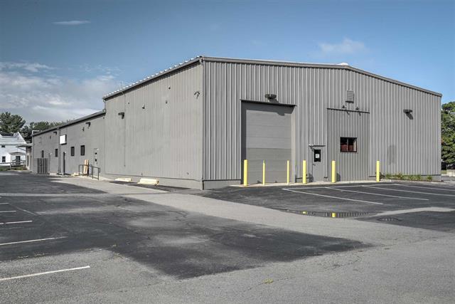 More Photos Of 250 Marlboro St, Keene Flex For Sale