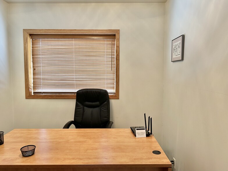 More Photos Of 506-510 Ridge Rd, Munster Office For Lease