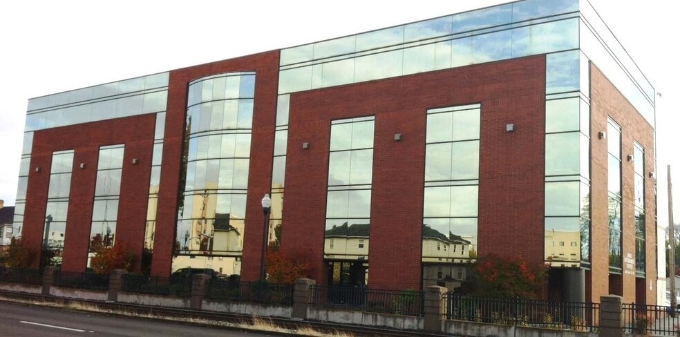 Primary Photo Of 1201 Court St NE, Salem Office For Lease