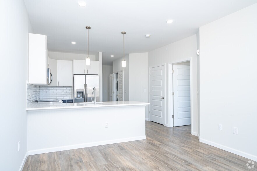 More Photos Of 9-11 Clark St, Newark Apartments For Sale