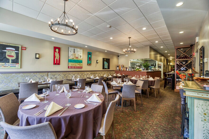 More Photos Of 337-339 San Anselmo Ave, San Anselmo Hotel For Sale