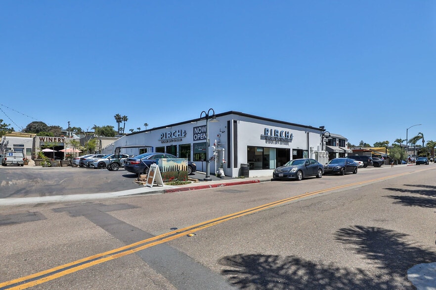 More Photos Of 118 S Cedros Ave, Solana Beach Storefront For Sale