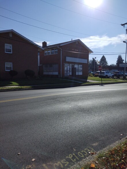 Primary Photo Of 439 Baeder Rd, Jenkintown Storefront Retail Office For Lease