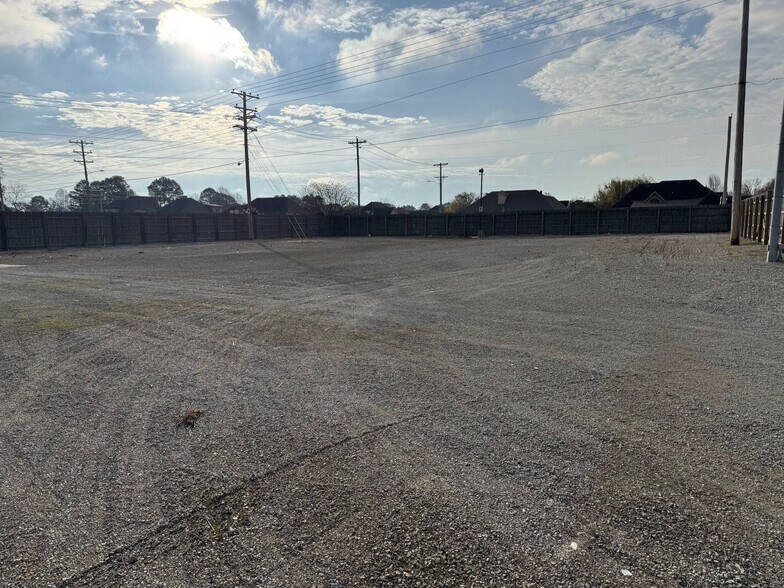 More Photos Of 5315 Apt Dr, Jonesboro Land For Lease