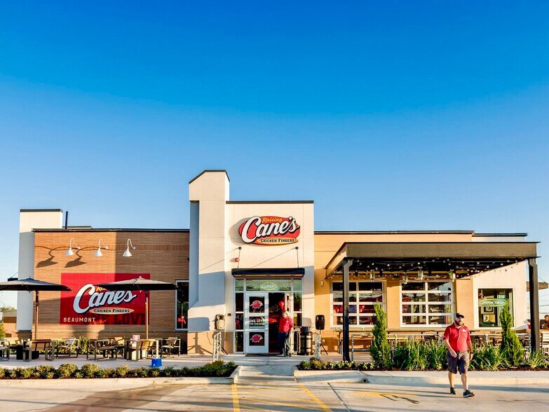 Primary Photo Of NEC N Water St and E Lake Mead Pky, Henderson Fast Food For Sale