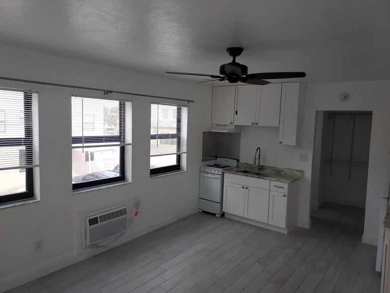 More Photos Of 117 N 5th St, Fort Pierce Office Residential For Sale