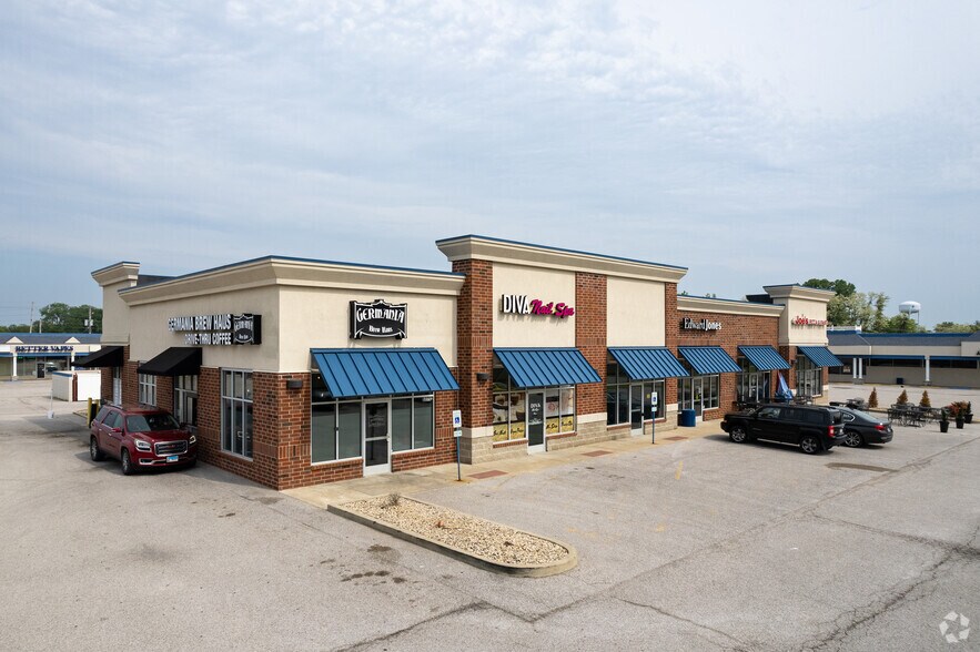 More Photos Of 5701-5777 Godfrey Rd, Godfrey Storefront For Lease