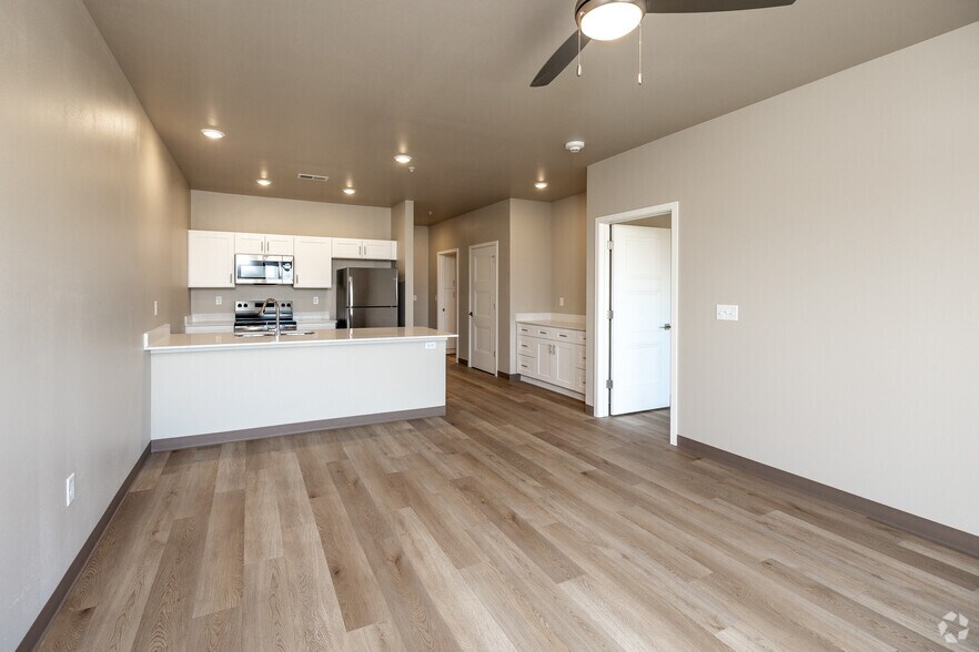 More Photos Of 1163 Baltic Ave, Tiffin Apartments For Lease