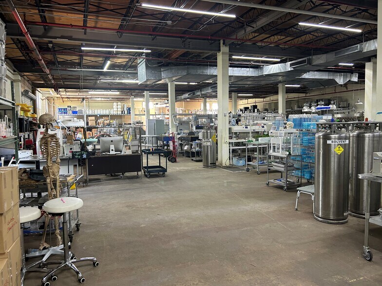 More Photos Of 1557 Saint Joseph Ave, East Point Warehouse For Lease