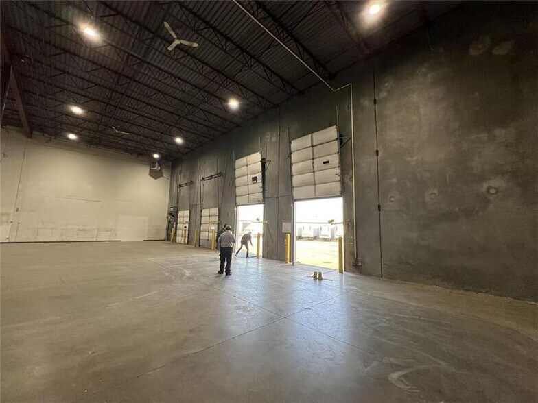 More Photos Of 715 Eaton Way, Delta Warehouse For Lease